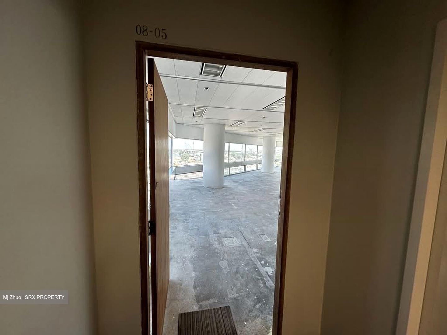 Gateway East (D7), Office #544180671